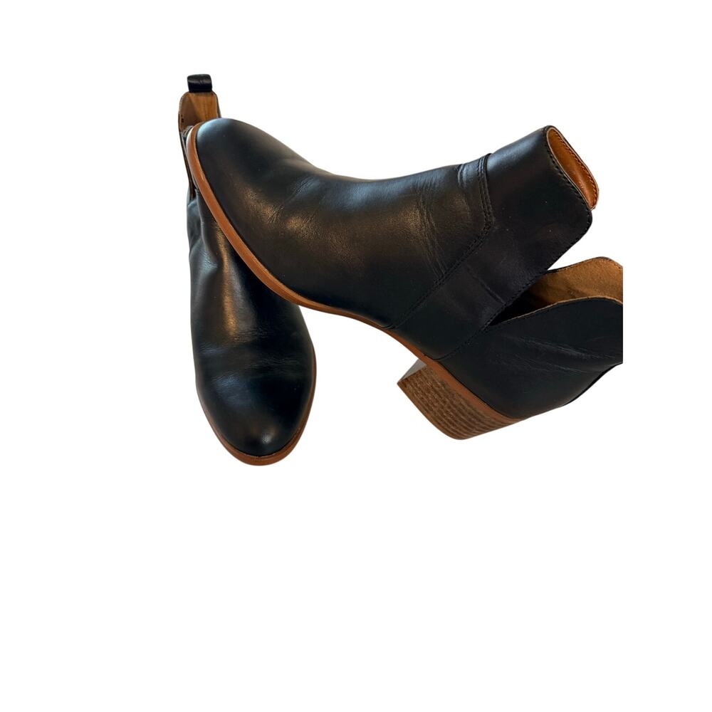 Franco Sarto Women's Black Leather Slip on Ankle Bootie Boots Block Heel 9 FLAW